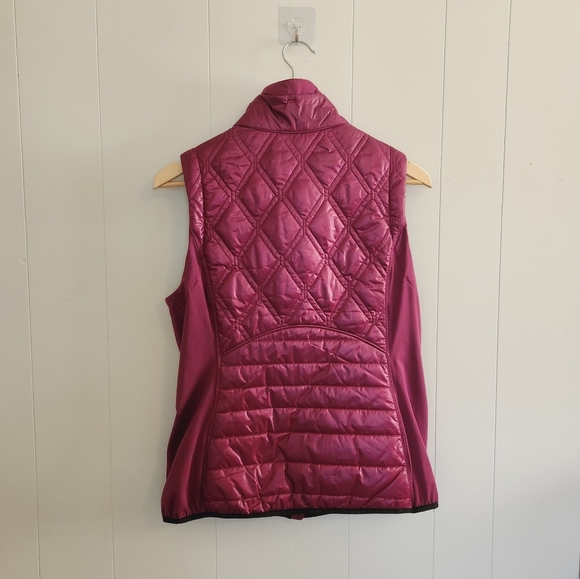 Lole Icy Vest Mulberry Quilted Sleeveless Outerwear Activewear Hiking Winter - Picture 4 of 12